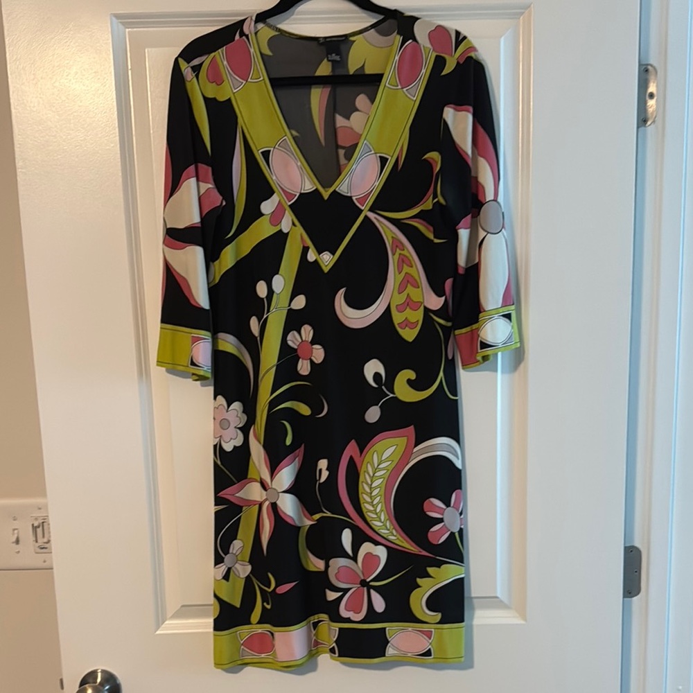 New Directions Green and Pink Wrap Tie Front Dress